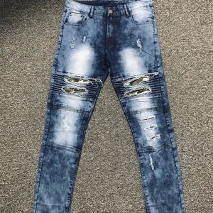 MENS DISTRESSED JEANS